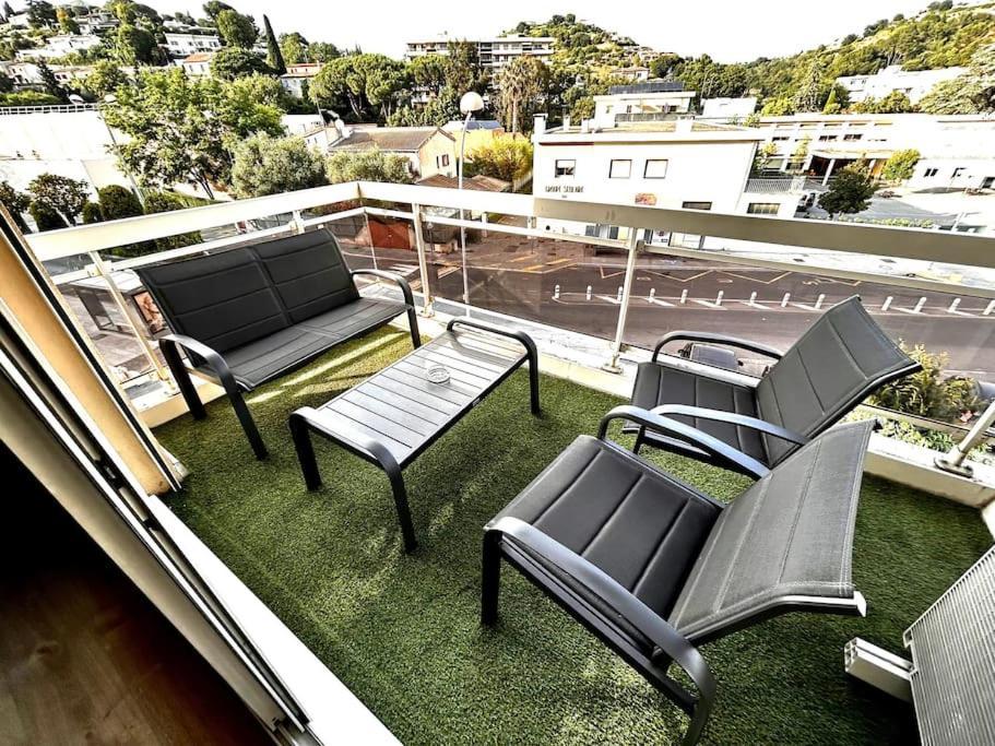 Superbe Studio Climatise Avec Terrasse Proche Mer Cagnes-sur-Mer Exterior foto